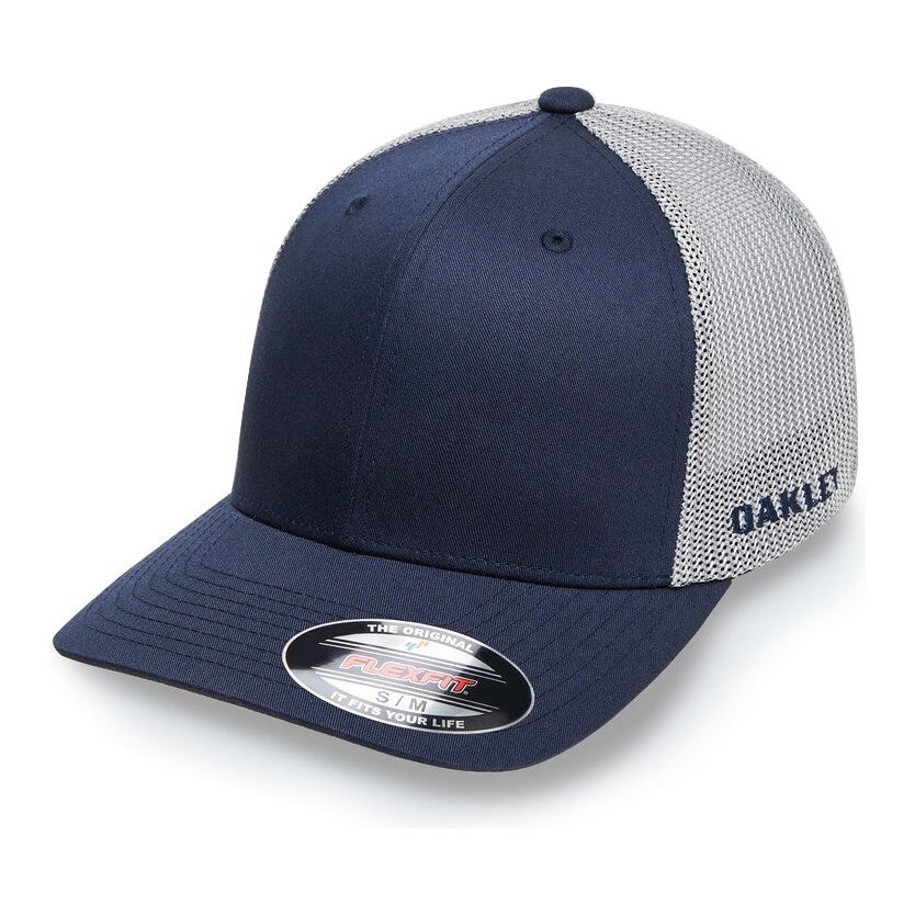 Oakley Golf Cresting Trucker Hat