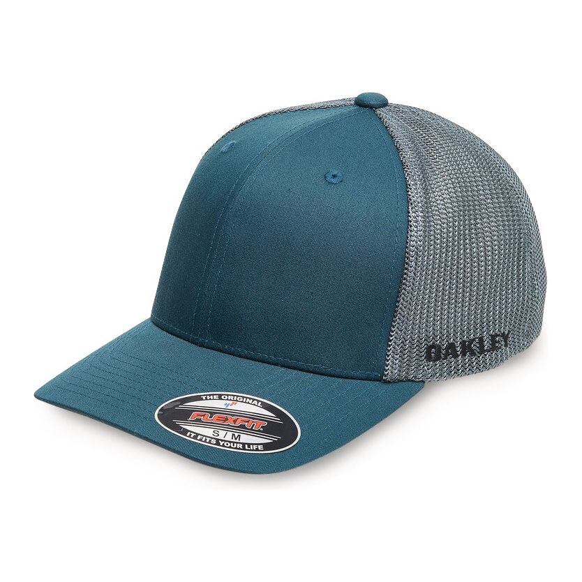 Oakley Golf Cresting Trucker Hat