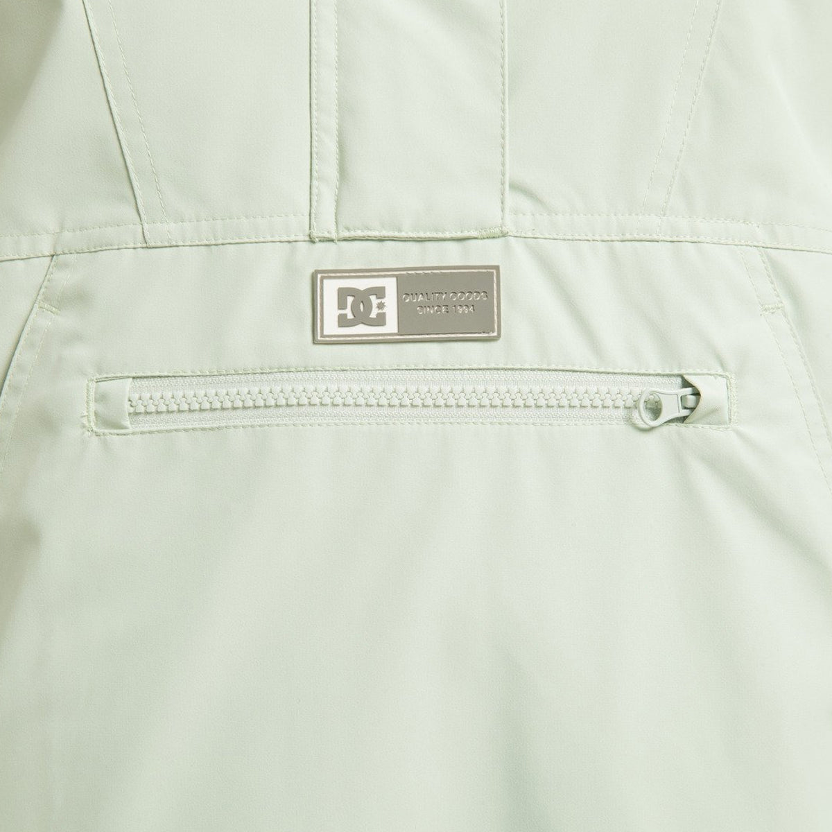DC Women's Chalet Anorak Jacket