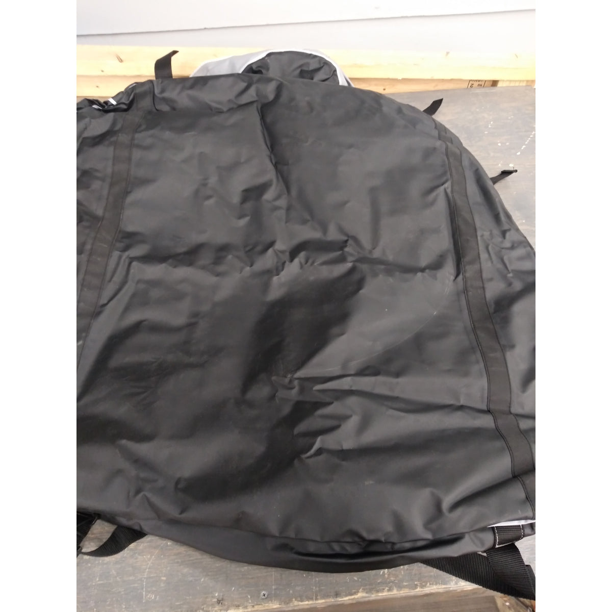 Thule Interstate Rooftop Cargo Carrier - Used - Acceptable