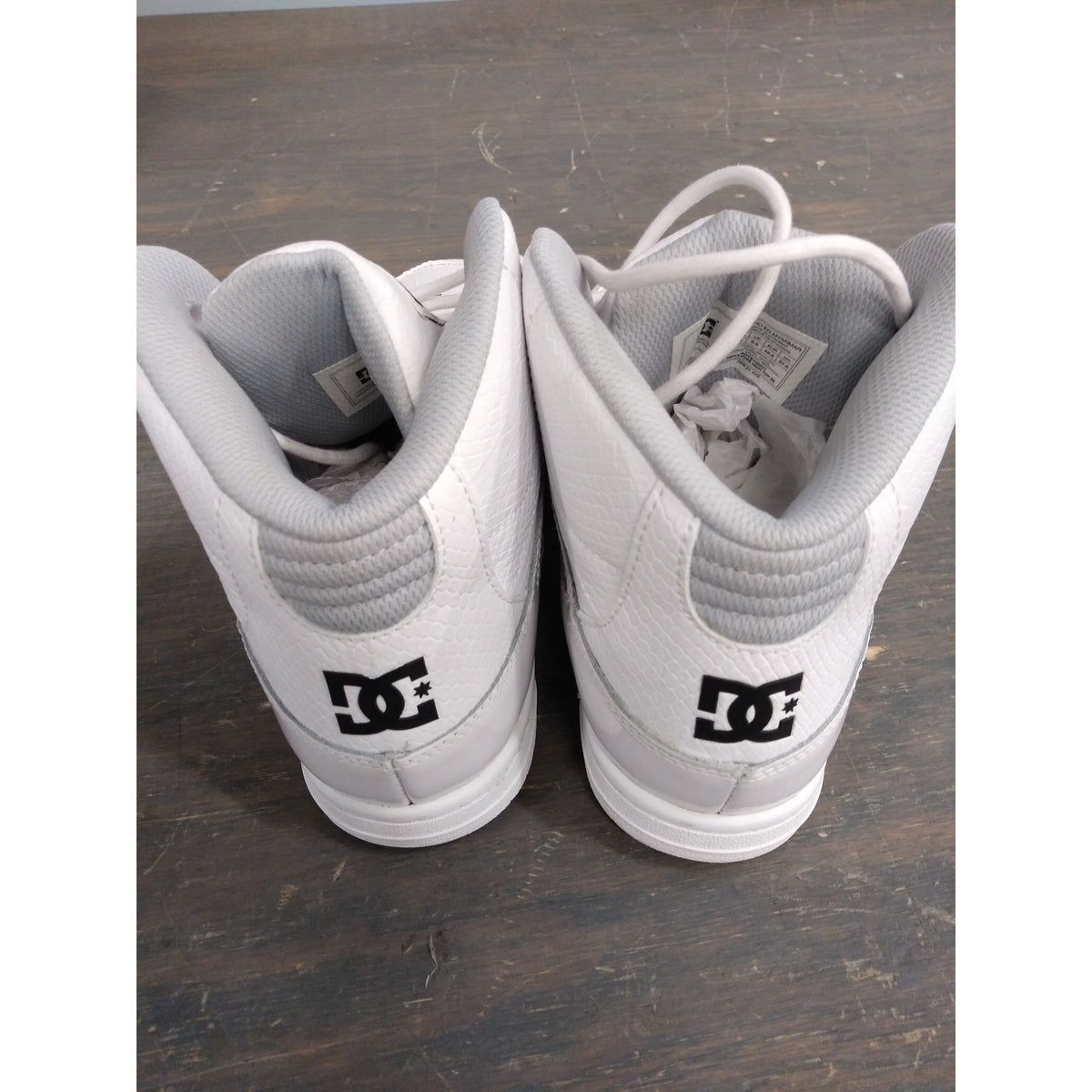DC Men&#39;s Pure Hi SE High-Top Shoes - White/Armor - 9.5 - Used - Acceptable