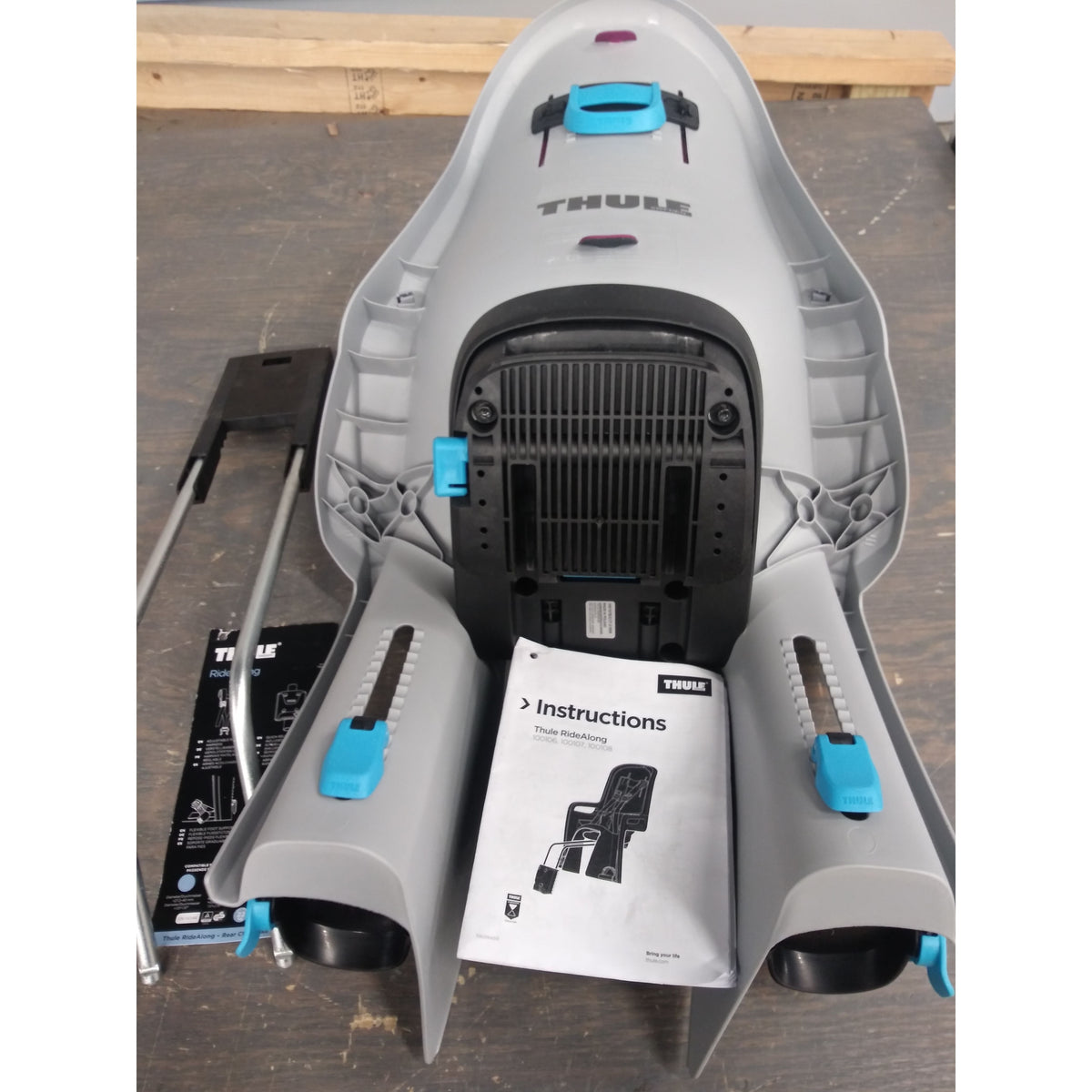 Thule RideAlong Child Bike Seat - Light Grey - Used - Acceptable