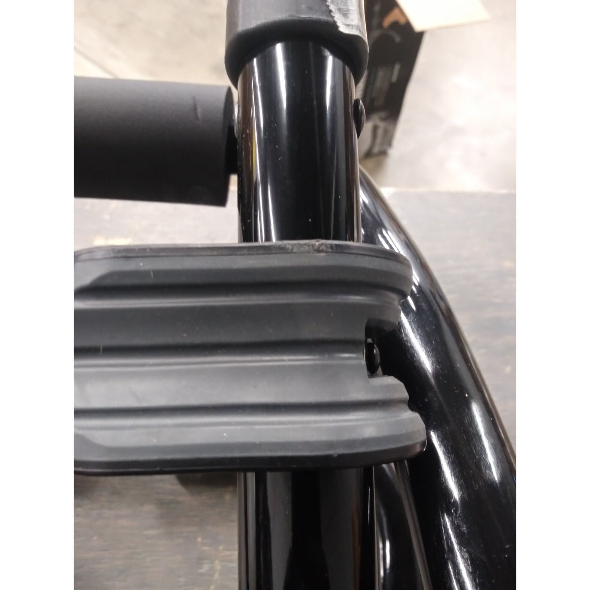 Thule Gateway Pro Trunk Bike Rack - 2 Bike - Used - Acceptable