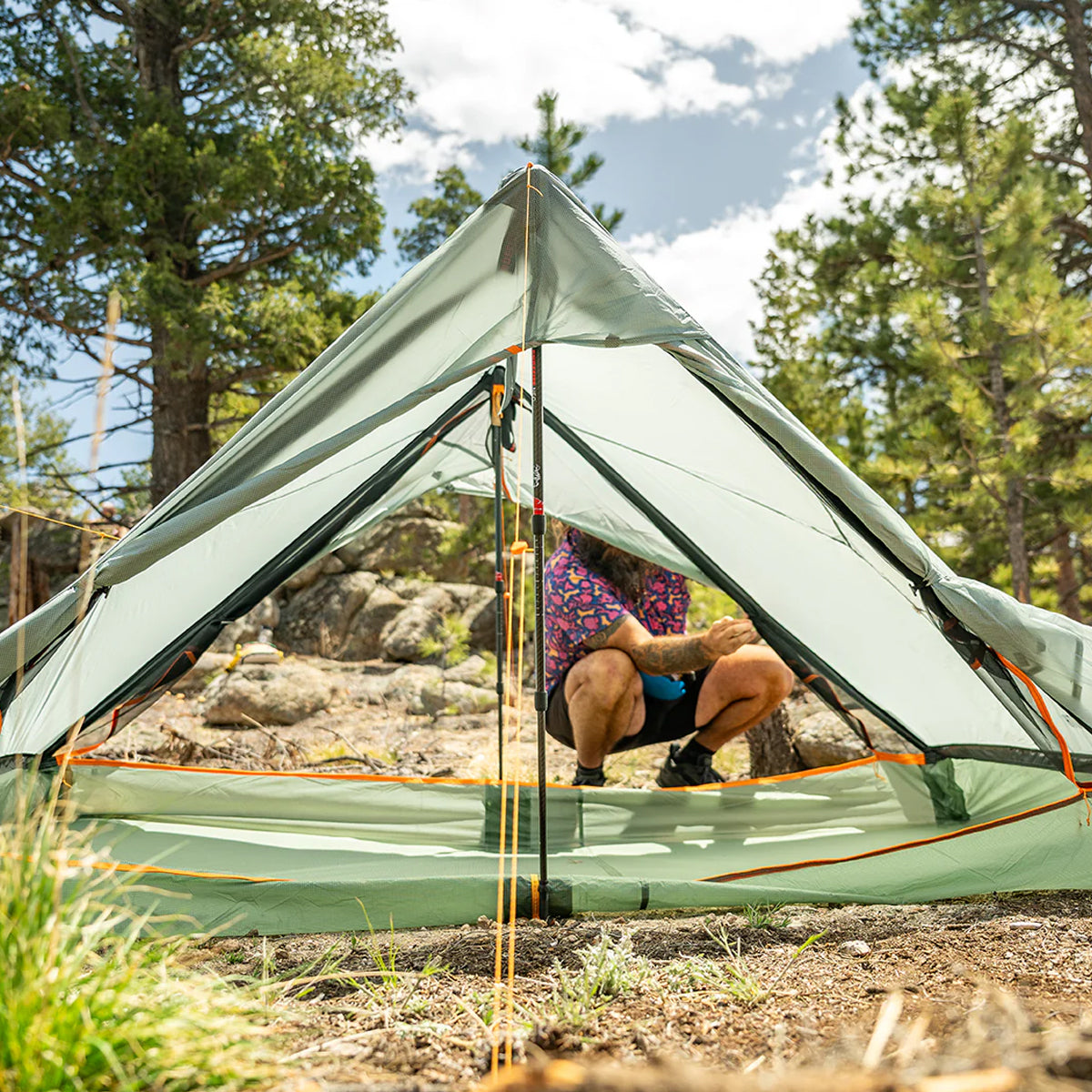 Mountainsmith Mountain Shelter NEO 2 with Pole Bundle