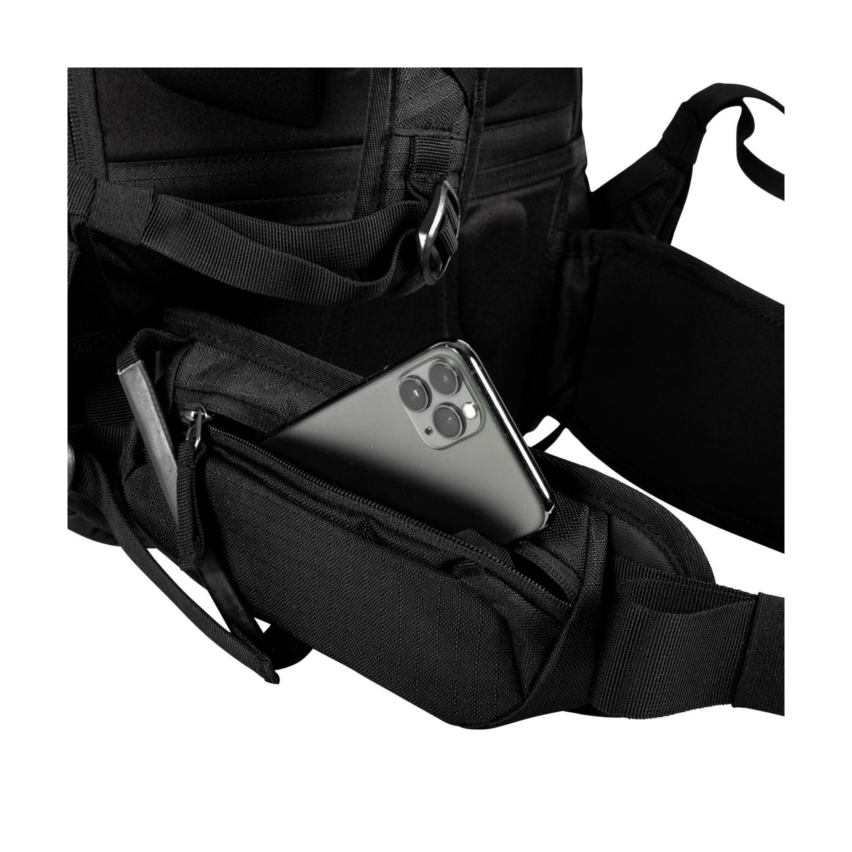 Jones Higher 32L Backpack - Stealth Black