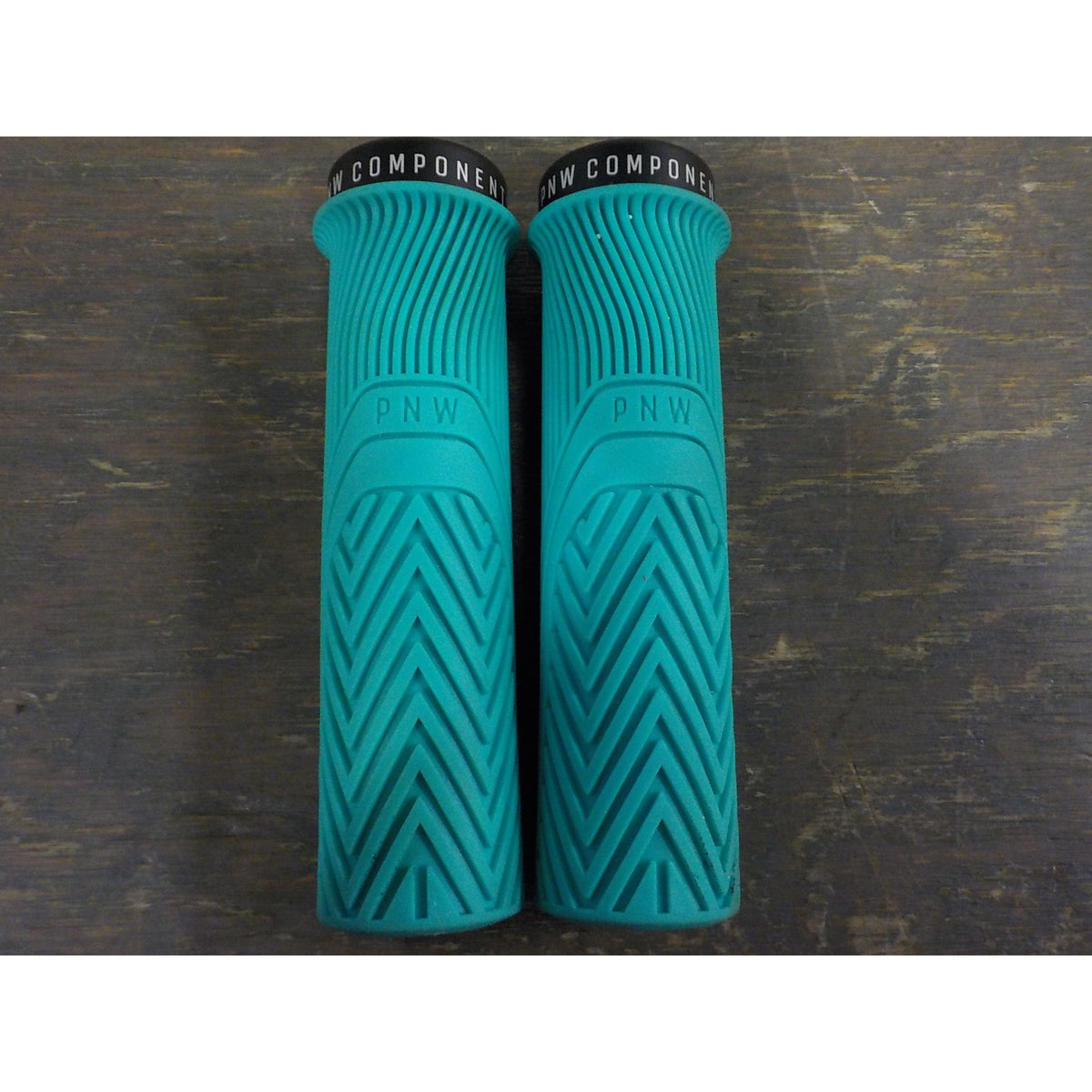 PNW Components Loam Grips - Seafoam Teal - X-Large - Used - Acceptable