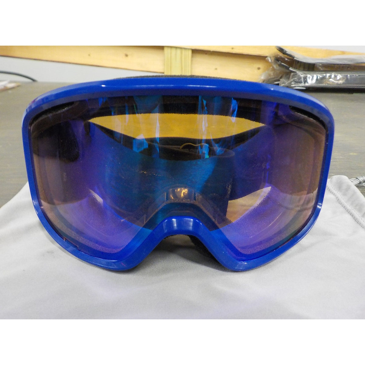 Smith Optics Vogue Goggles - Lapis; Blue Sensor Mirror - Used - Acceptable
