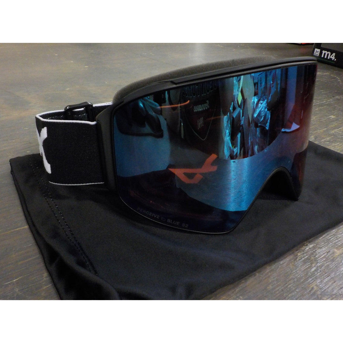 Anon M4 Cyl Goggles + Bonus Lens + MFI, Low Bridge Fit - Blk - Used - Acceptable