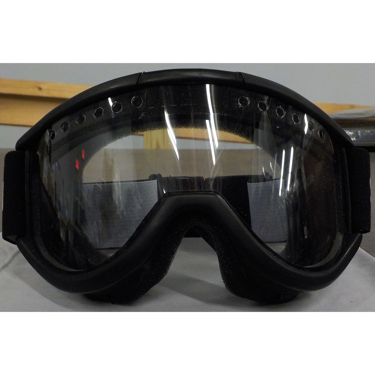 Smith Optics Cariboo OTG Goggles - Black; Clear - Used - Acceptable