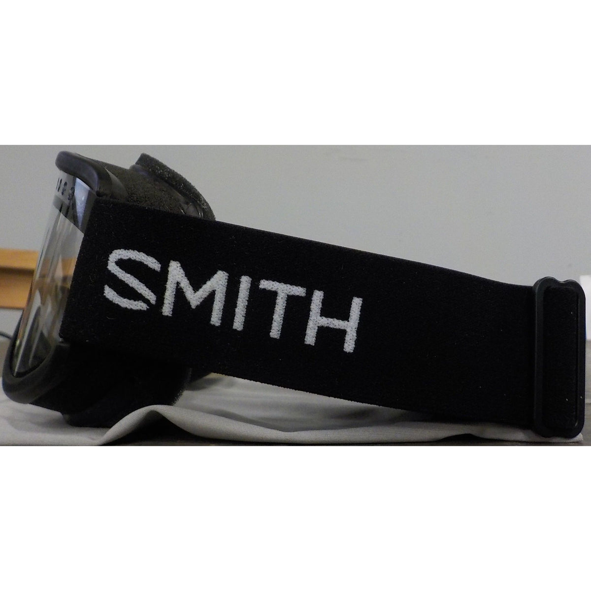 Smith Optics Cariboo OTG Goggles - Black; Clear - Used - Acceptable