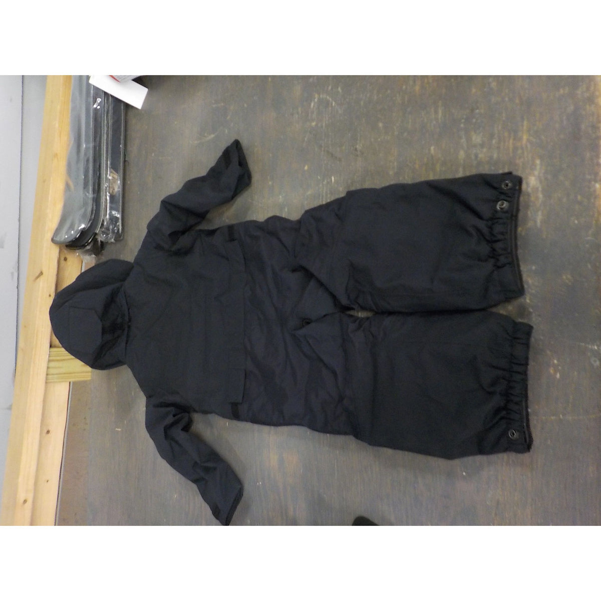 Burton Toddlers' 2L One Piece Snowsuit - True Black - 3T - Used - Acceptable