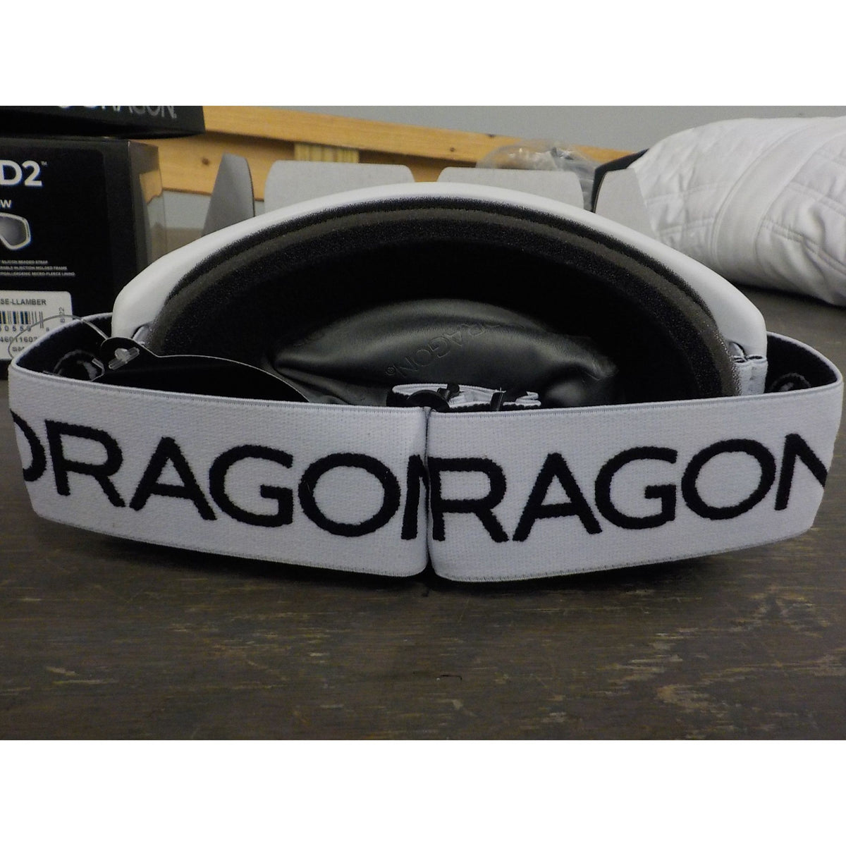 Dragon Alliance D2 Goggles - White; Lumalens Amber - Used - Acceptable