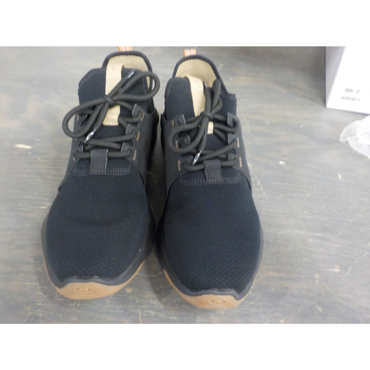 Oakley Men&#39;s Dry Shoes - Black - 11 - Used - Acceptable