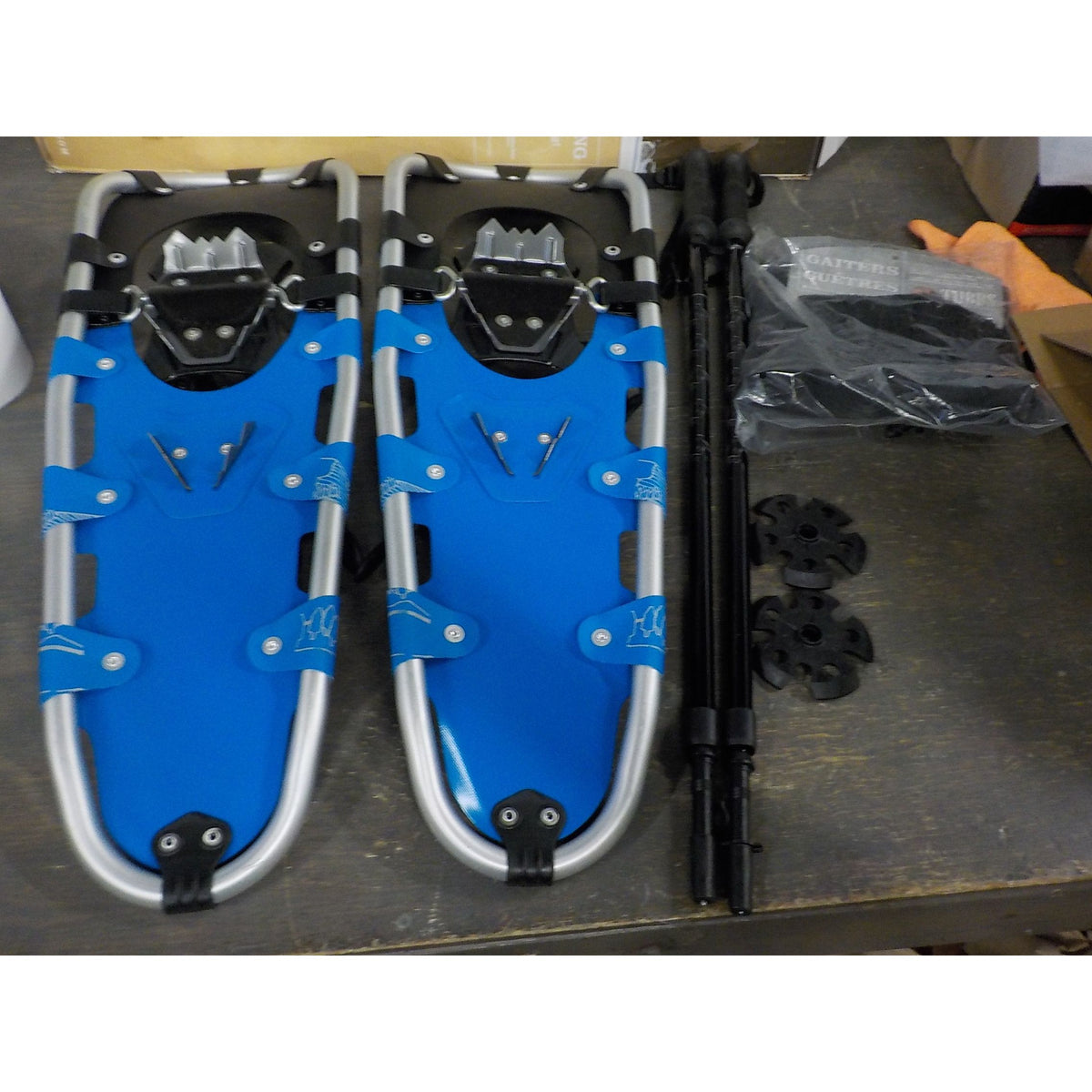 Tubbs Men's Xplore Snowshoes Kit - Silver/Blue - 30 - Used - Acceptable
