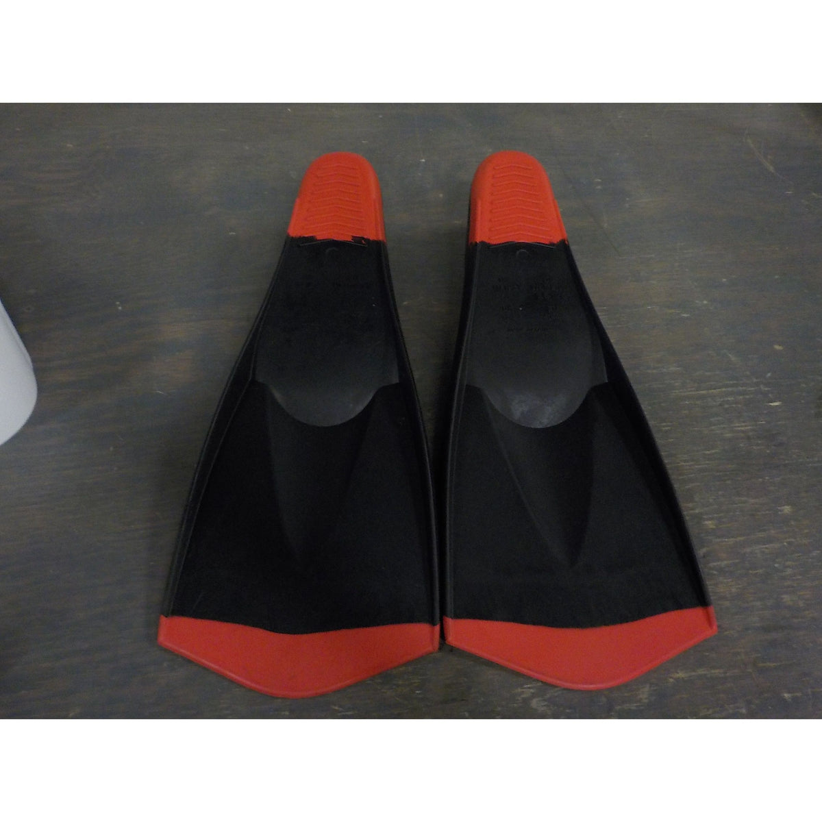 TYR Flex Fins 2.0 - Medium - Used - Acceptable