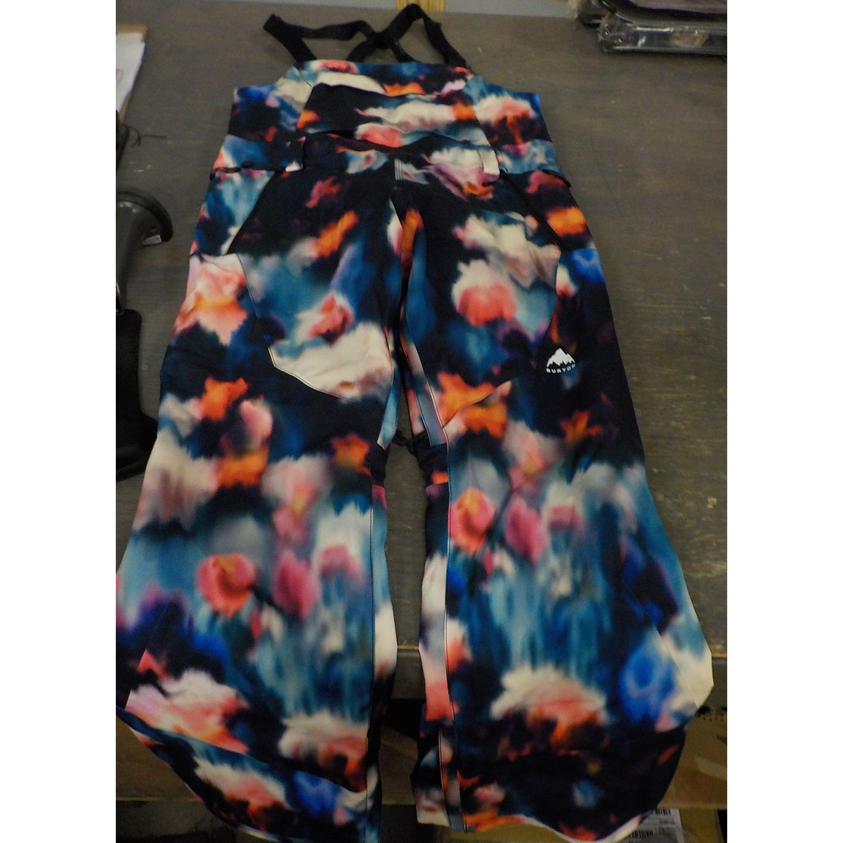 Burton Women's Reserve 2L Stretch Slim Bibs - Floral Blur - Medium - Used - Acceptable