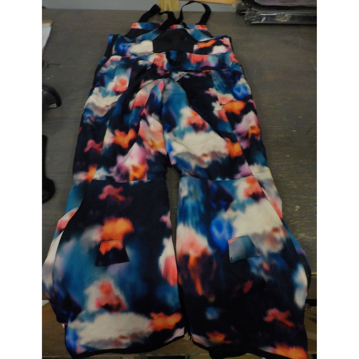 Burton Women's Reserve 2L Stretch Slim Bibs - Floral Blur - Medium - Used - Acceptable