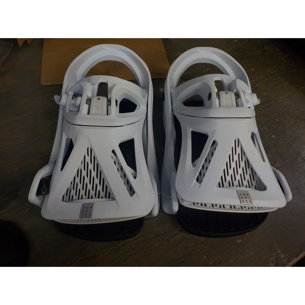 Burton Women's Step On Escapade Re:Flex Bindings - White - Large - Used - Acceptable