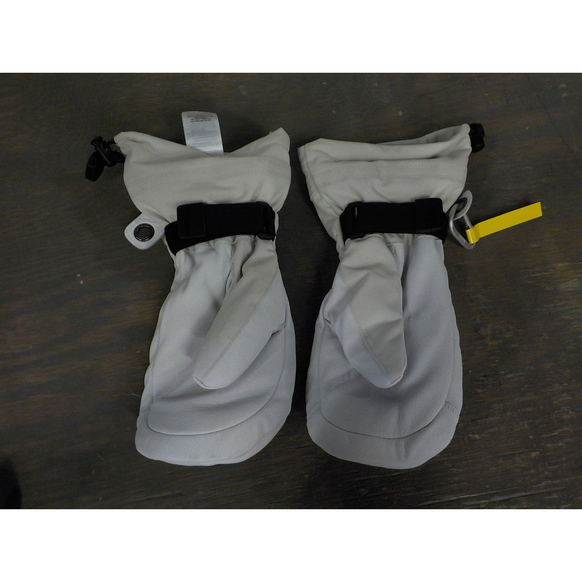Hestra Women's Heli Ski Mitt - Misty Grey/Off White - 8 - Used - Acceptable