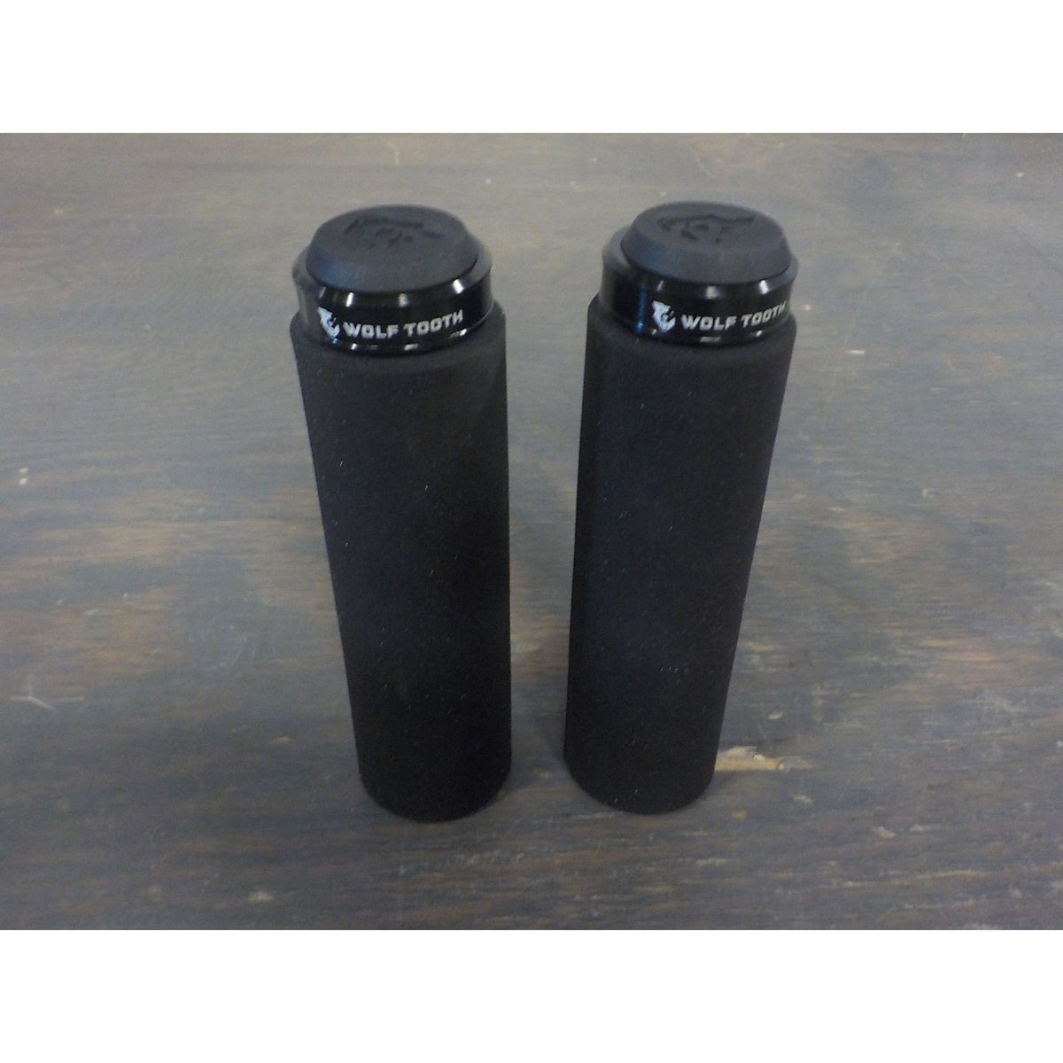 Wolf Tooth Fat Paw Lock-On Grips - Black - Used - Acceptable