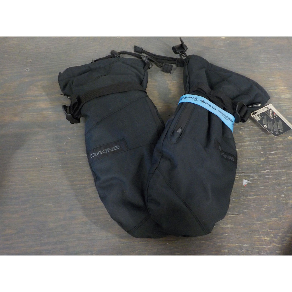 Dakine Men's Titan Gore-Tex Mitt - Black - X-Large - Used - Acceptable