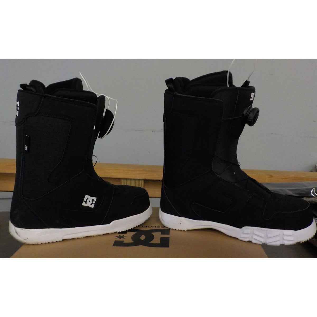 DC Men's Phase BOA Snowboard Boots - Black/White - 9 - Used - Acceptable