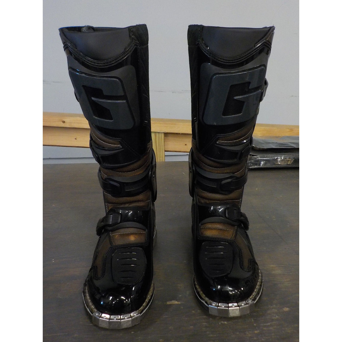 Gaerne Fastback Endurance Enduro Boots - Black/Brown - 8 - Used - Acceptable