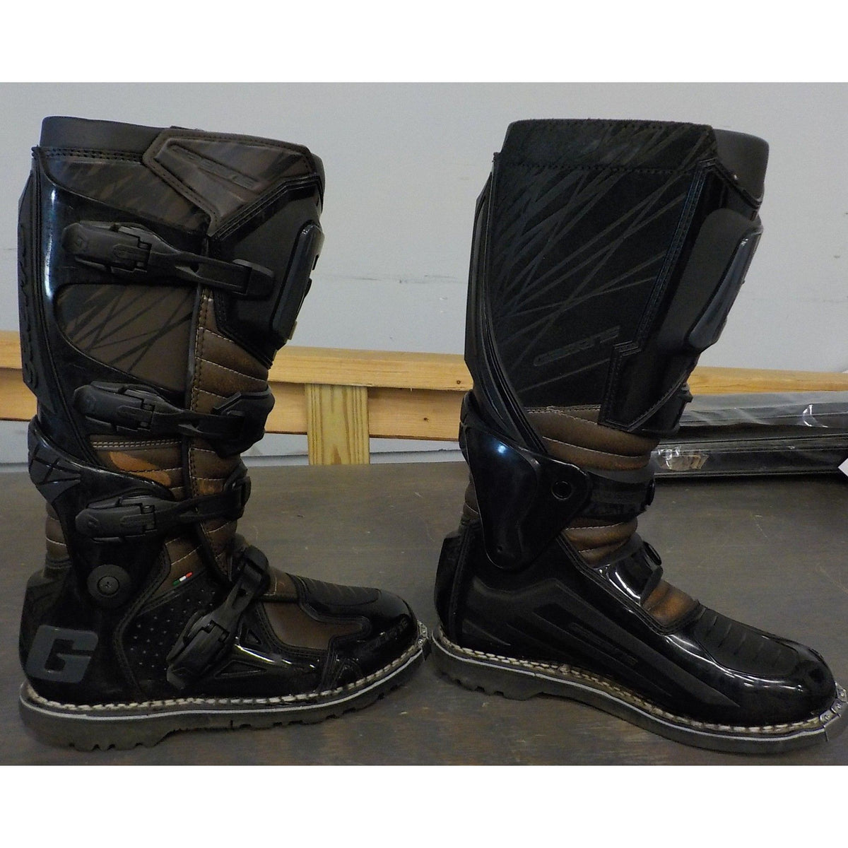 Gaerne Fastback Endurance Enduro Boots - Black/Brown - 8 - Used - Acceptable