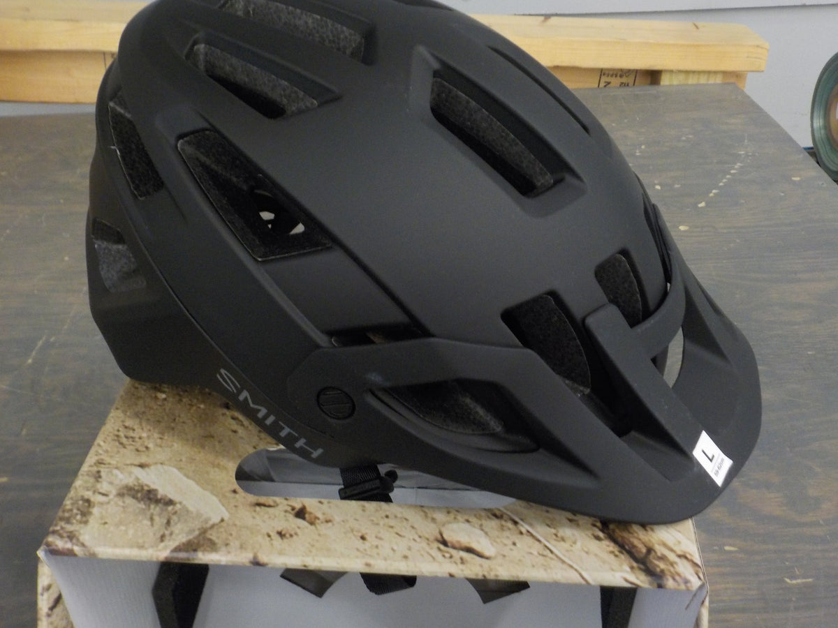 Smith Optics Engage MIPS Bike Helmet - Matte Black - Large - Used - Acceptable