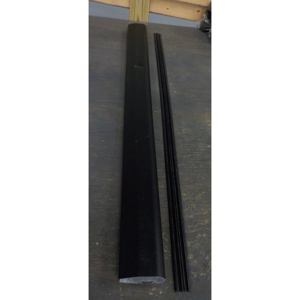 Thule WingBar Edge Roof Bar - Black - 104 cm - Used - Acceptable