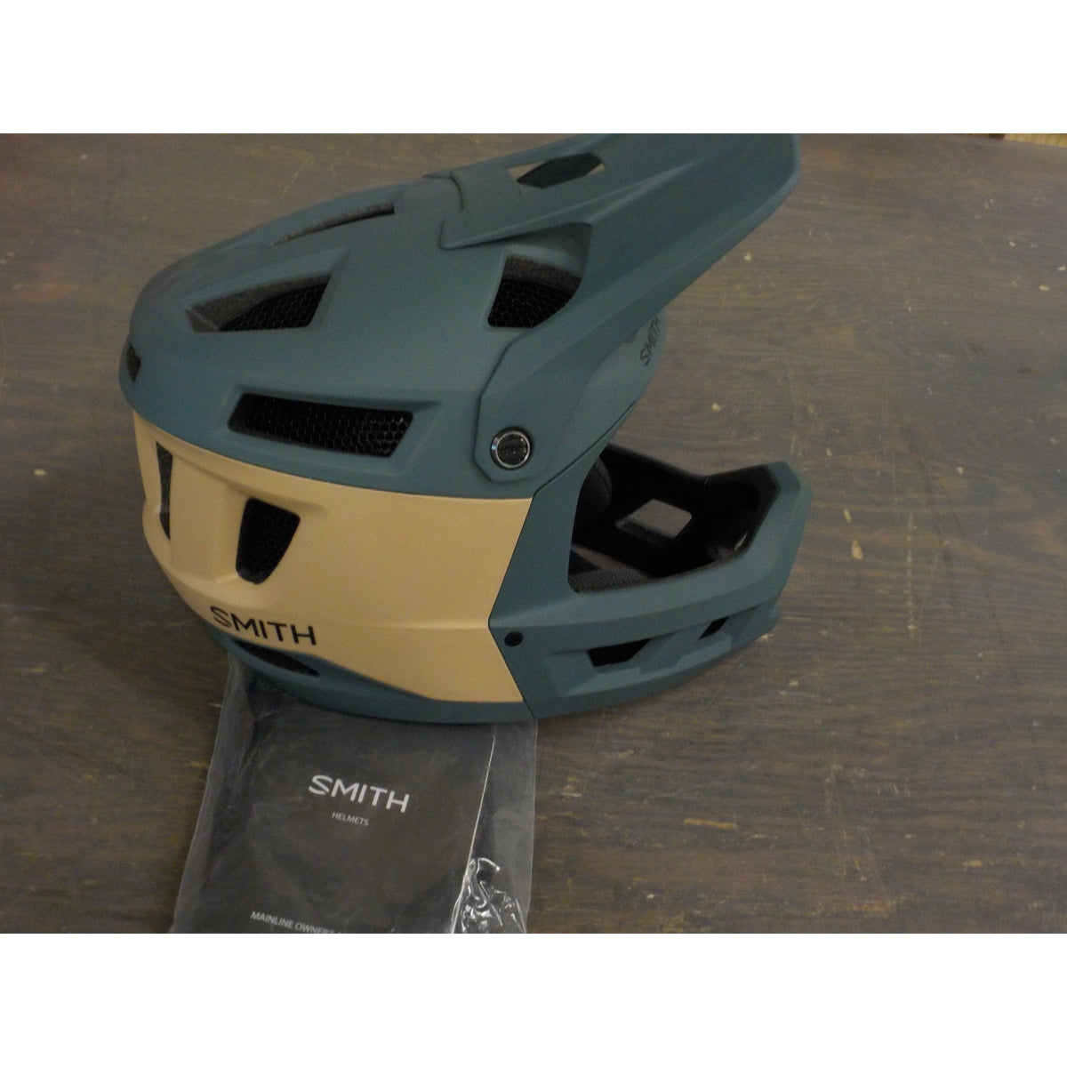 Smith Optics Mainline MIPS Bike Helmet - Matte Spruce/Safari - Medium - Used - Acceptable