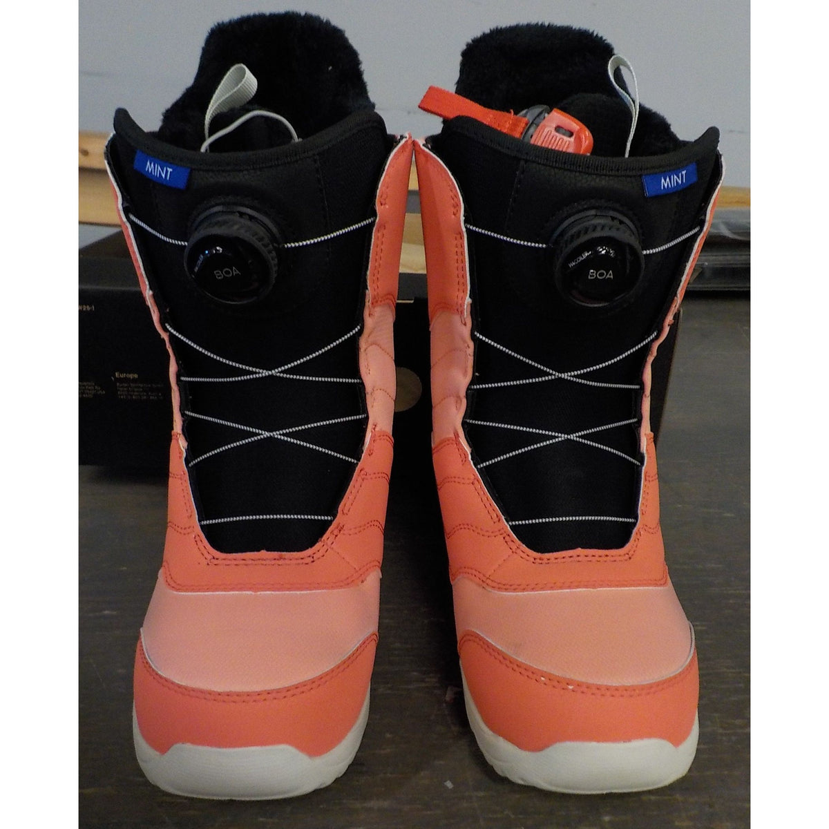 Burton Women's Mint BOA Snowboard Boots - Peach Echo - 7.5 - Used - Acceptable