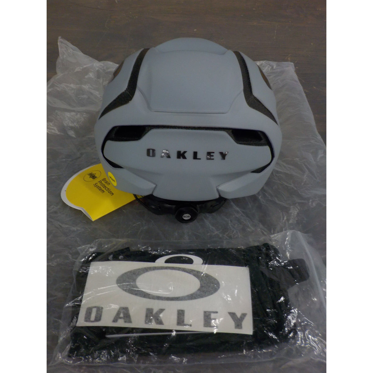 Oakley ARO5 MIPS Helmet - Fog Gray - Large - Used - Acceptable