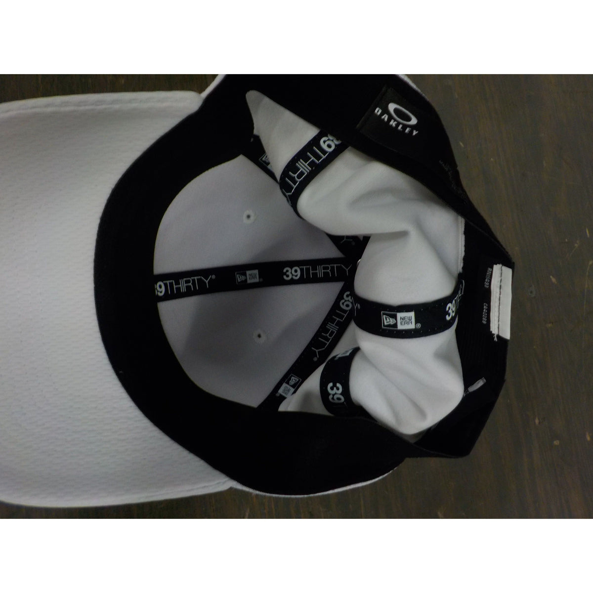 Oakley Tinfoil Cap 2.0 - White - Large/X-Large - Used - Acceptable