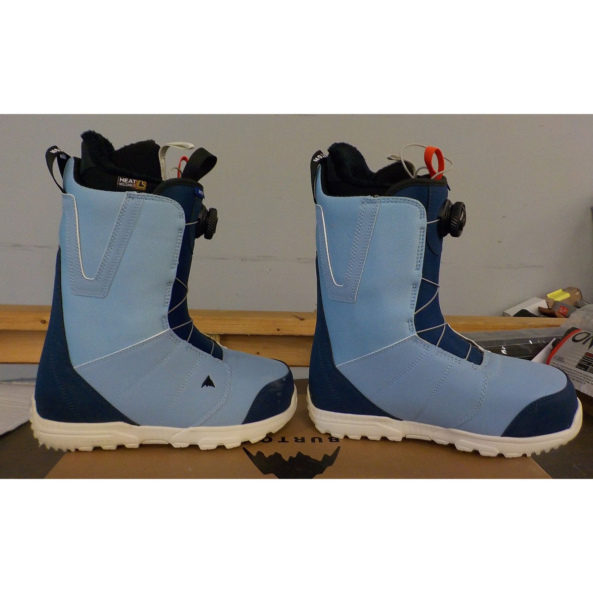 Burton Men's Moto BOA Snowboard Boots - Nightfall/Dusty Blue - 8 - Used - Acceptable