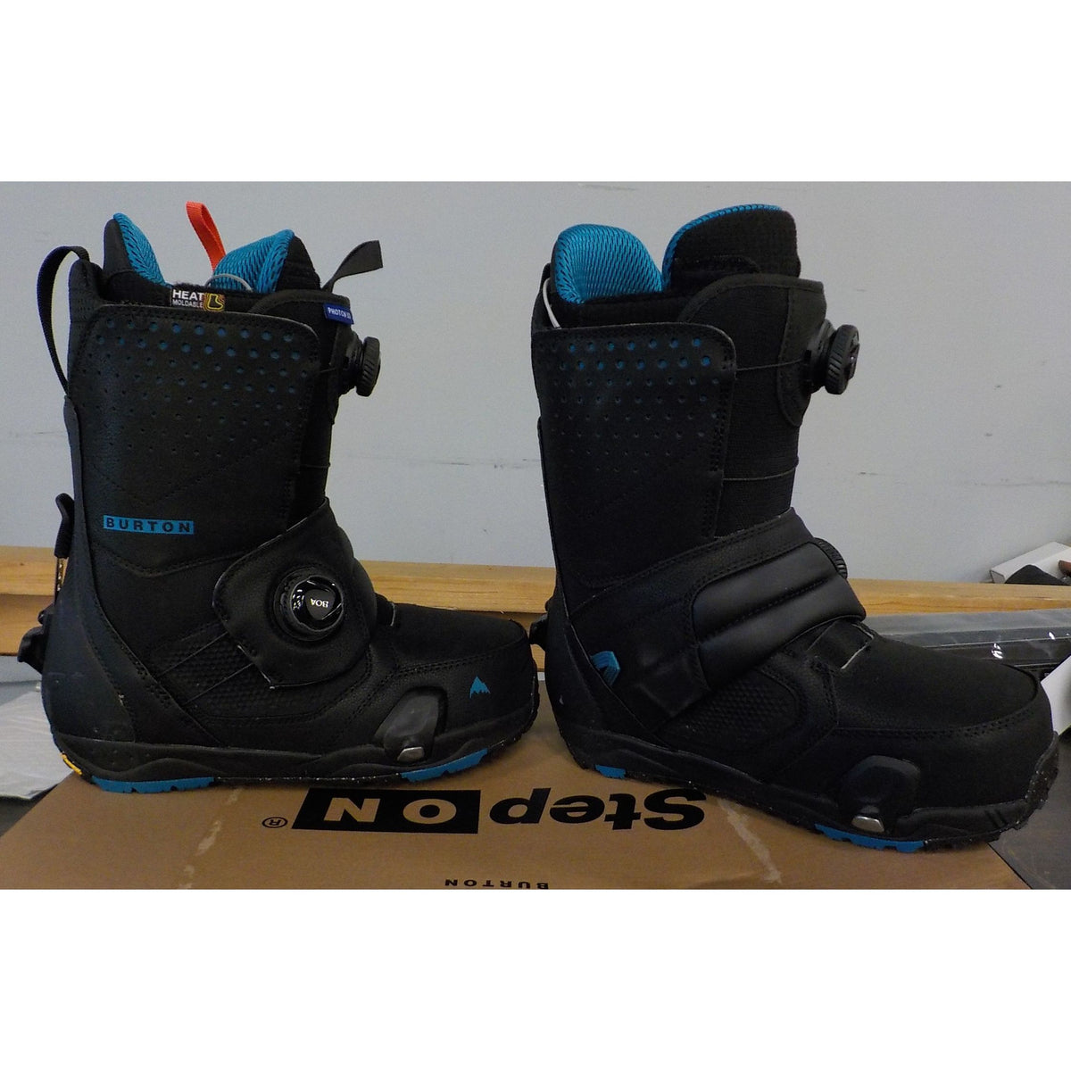 Burton Men's Photon Step On BOA Snowboard Boots - Black - 9.5 - Used - Acceptable
