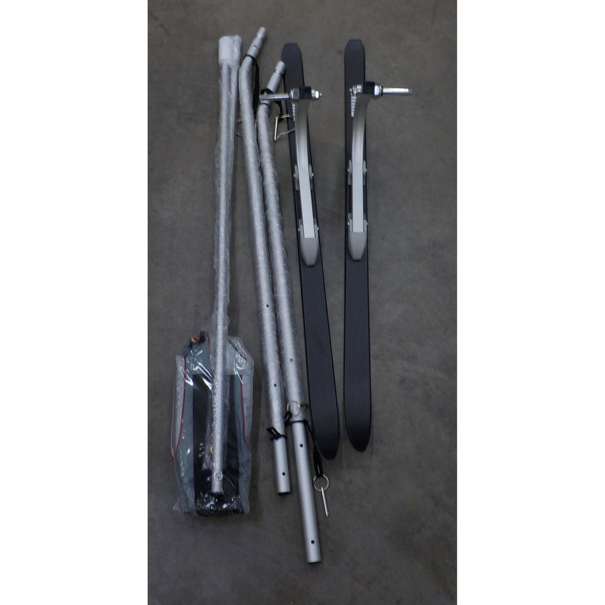 Thule Chariot Cross-Country Skiing Kit - Used - Acceptable