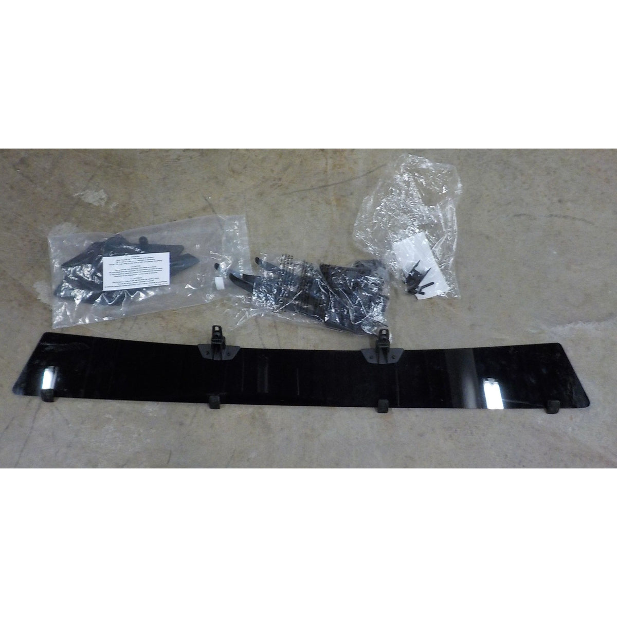 Thule AirScreen XT Roof Rack Fairing - X-Large (52") - Used - Acceptable