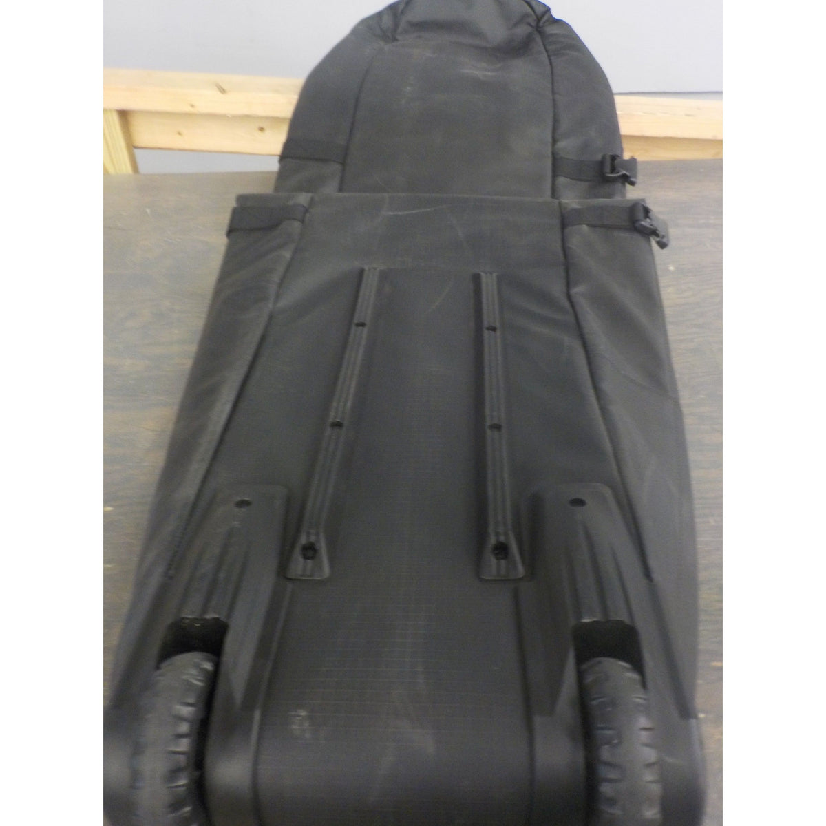 Dakine Boundary Ski Roller Bag - Black Coated - 185 cm - Used - Acceptable