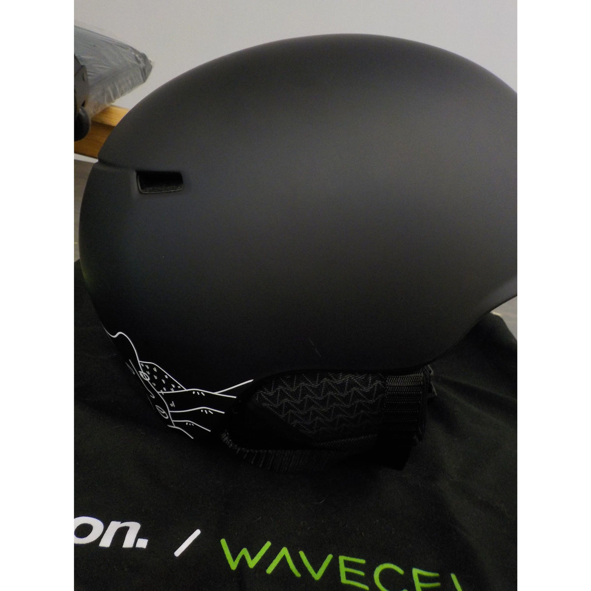 Anon Oslo WaveCel Helmet - Shantell Martin - Large - Used - Acceptable