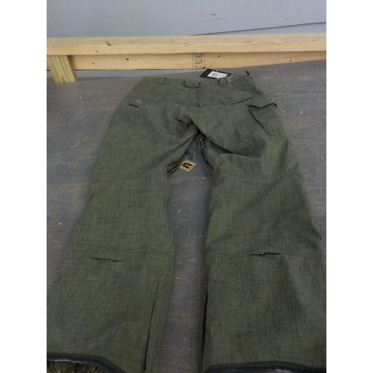 Burton Men&#39;s Insulated Covert Pant - Keef Heather - Small - Used - Acceptable