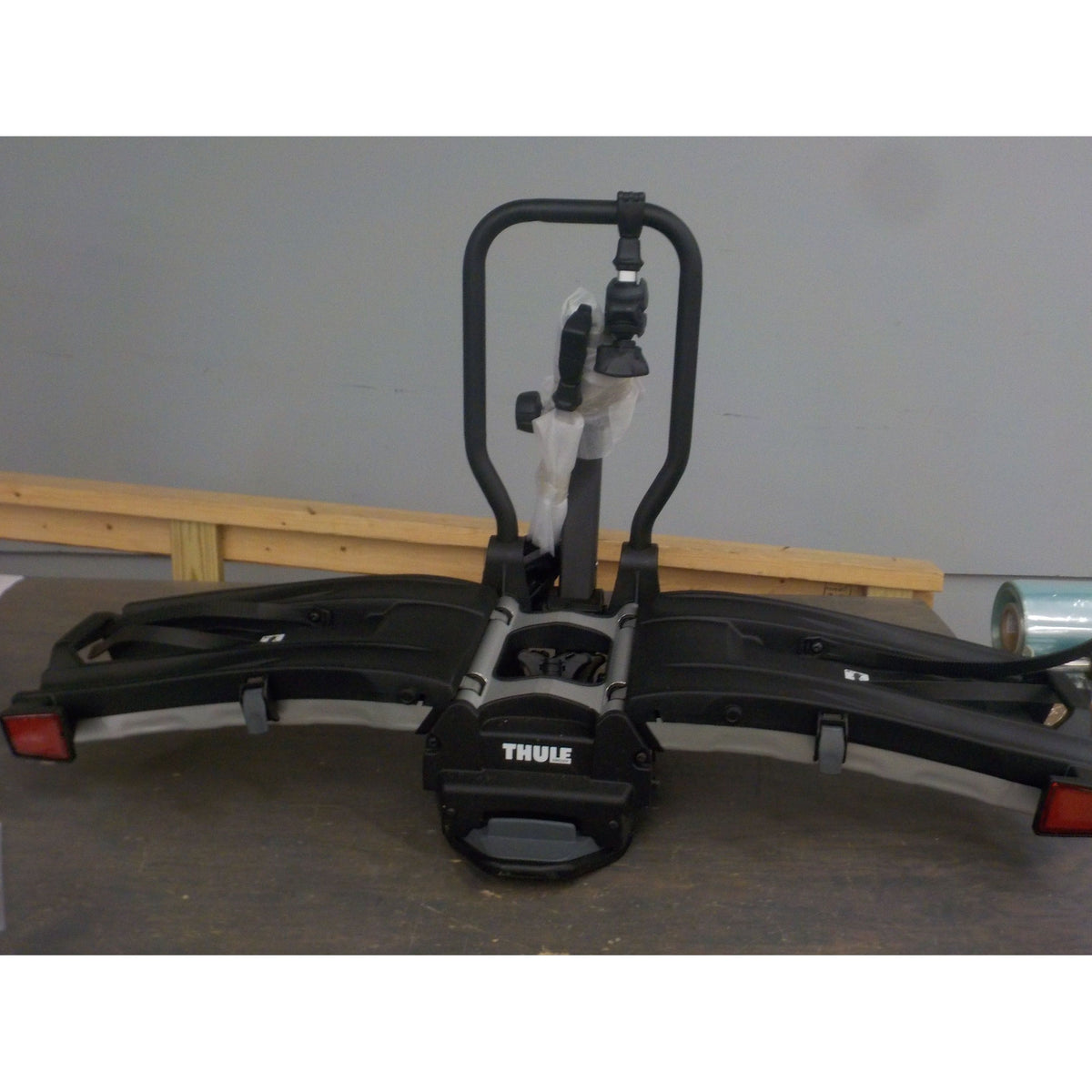 Thule Easyfold XT Hitch Mount Bike Carrier - Used - Acceptable