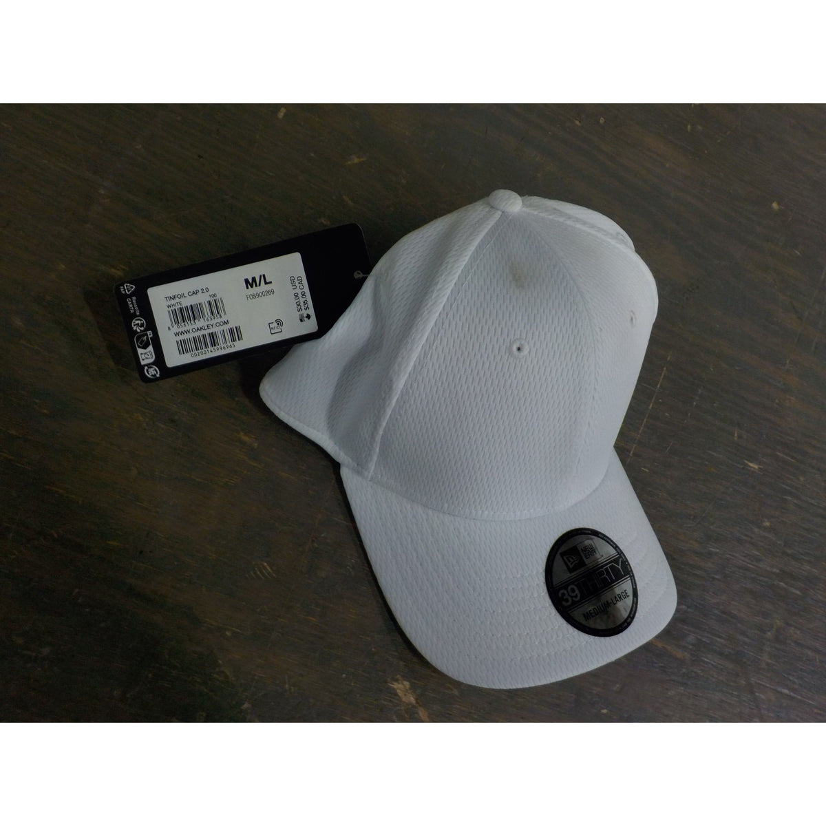 Oakley Tinfoil Cap 2.0 - White - Medium/Large - Used - Acceptable