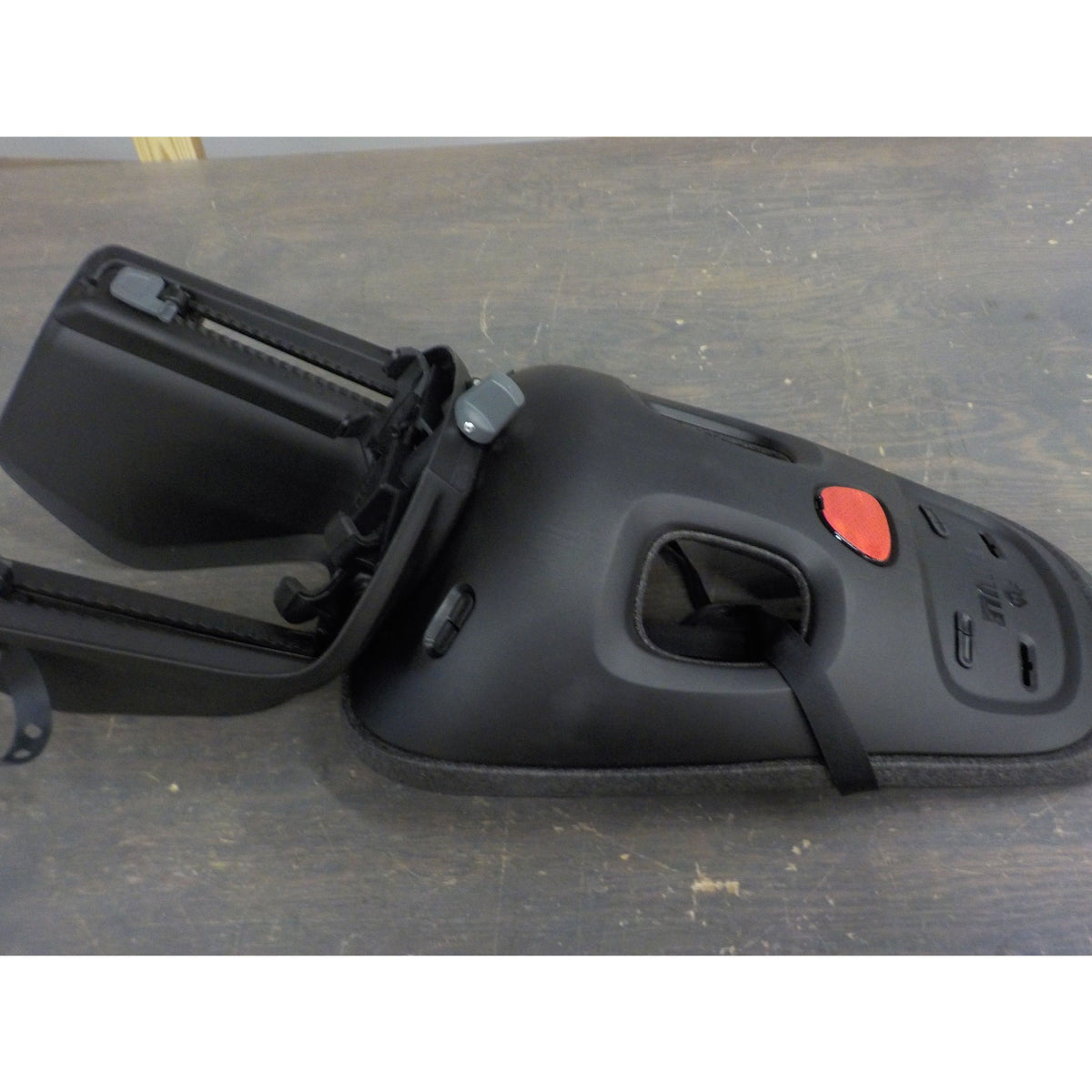 Thule Yepp Nexxt Maxi Rack Mount Child Bike Seat - Obsidian - Used - Acceptable