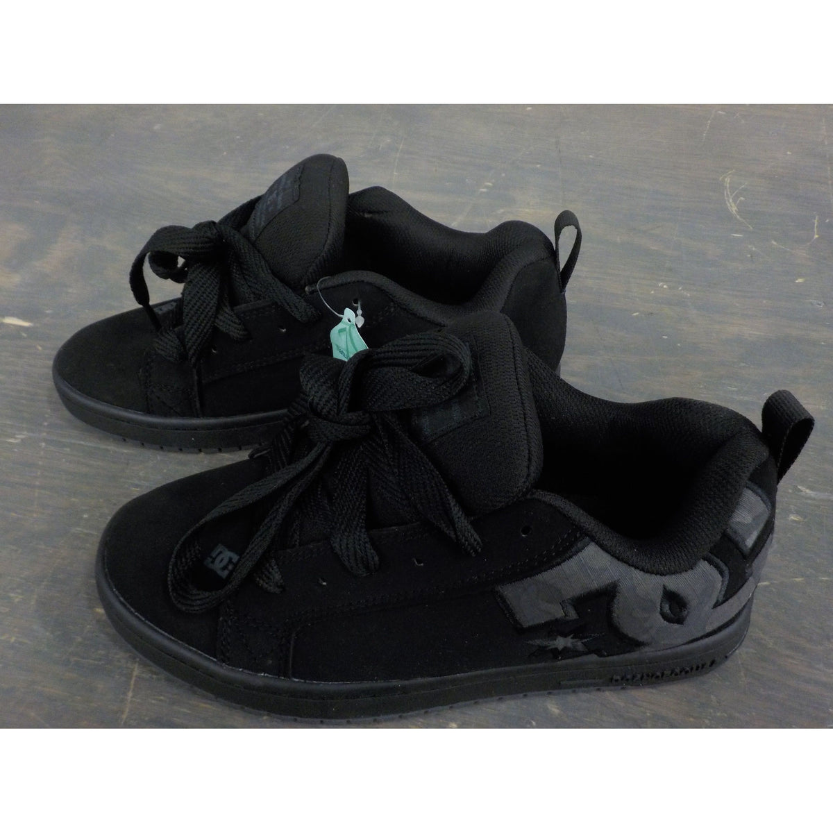 DC Court Graffik Men&#39;s Shoes - Black/Black/Black Print - 7.5 - Used - Acceptable