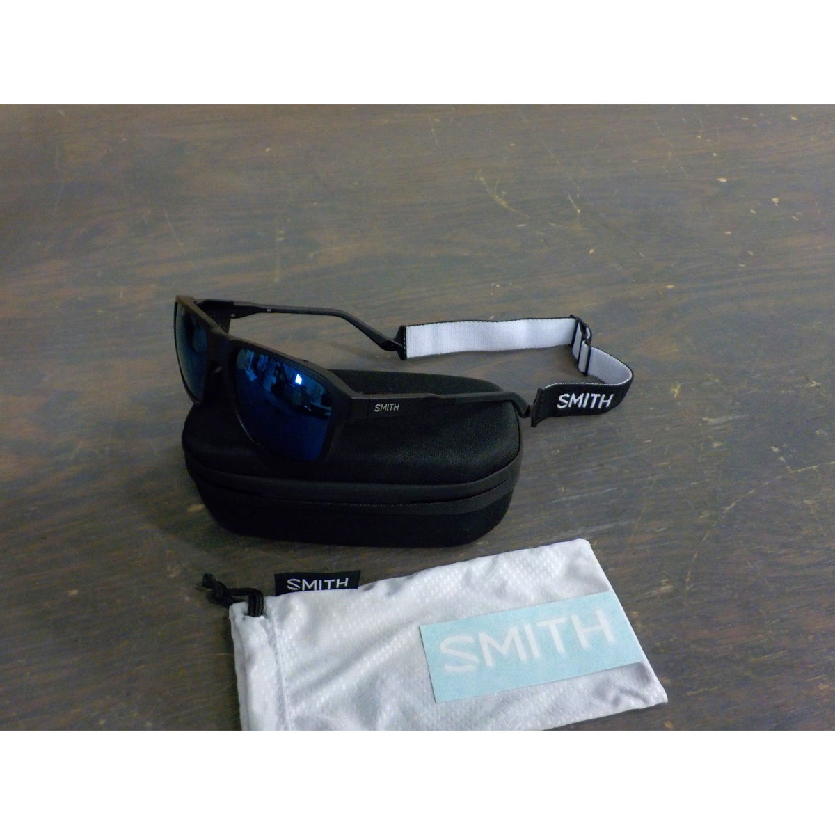 Smith Optics Embark Sunglasses - Matte Black; ChromaPop Polarized Blue Mirror - Used - Acceptable