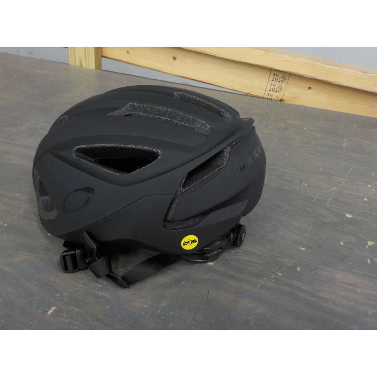 Oakley ARO3 Helmet - Blackout - Large - Used - Acceptable