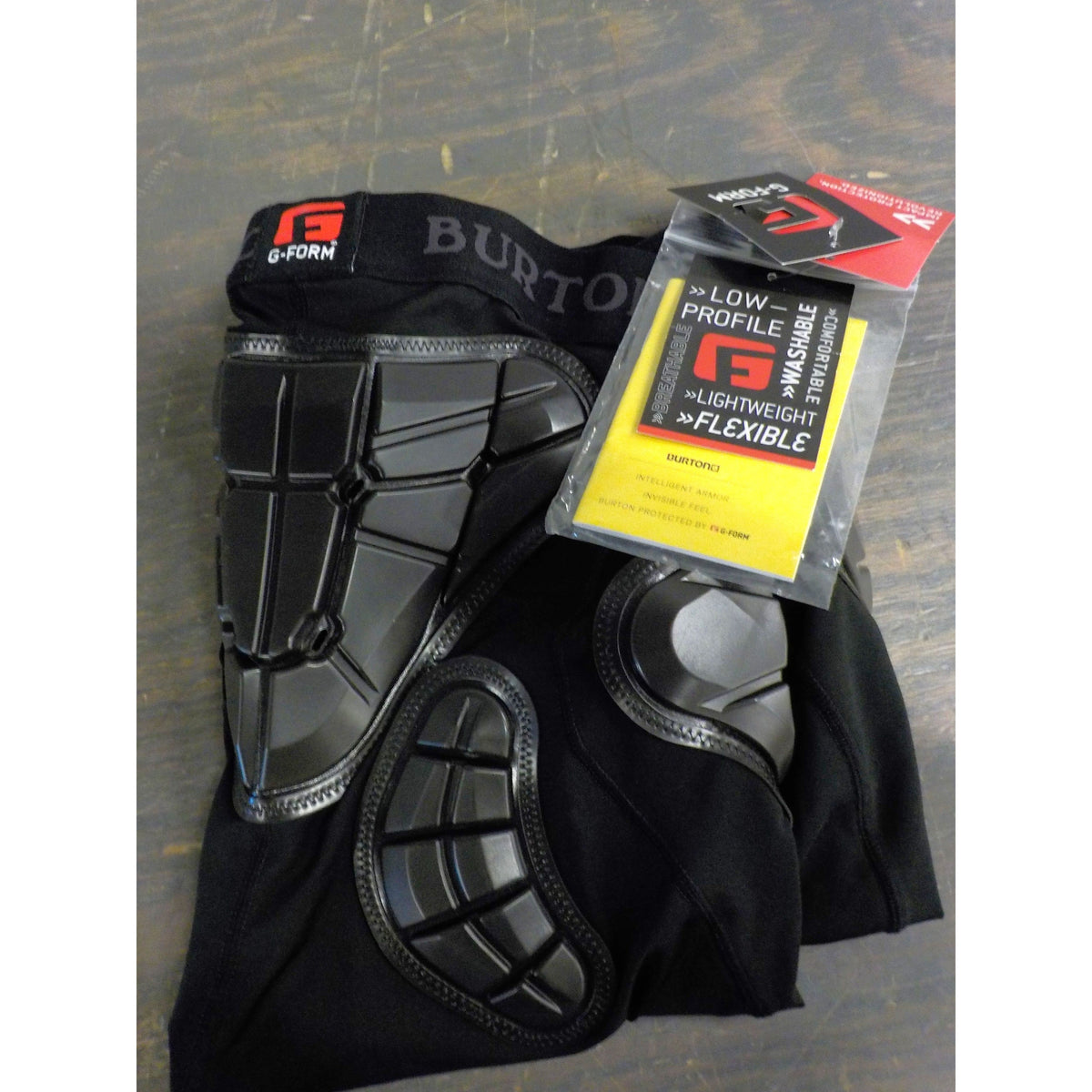 Burton Women&#39;s Total Impact Short - True Black - Large - Used - Acceptable