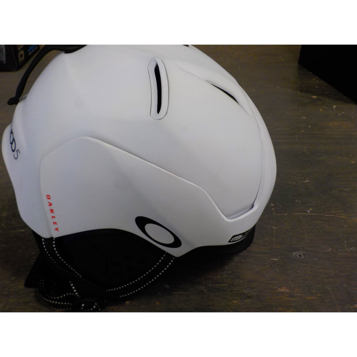 Oakley MOD5 MIPS Snow Helmet - Matte White - Medium - Used - Acceptable