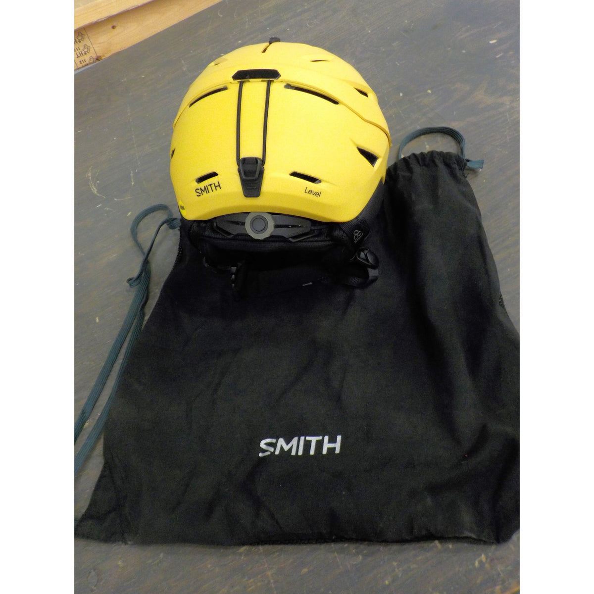 Smith Optics Level MIPS Helmet - Matte Citrine - Medium (55-59cm) - Used - Acceptable